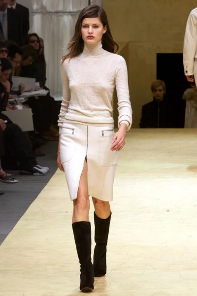 Look 10